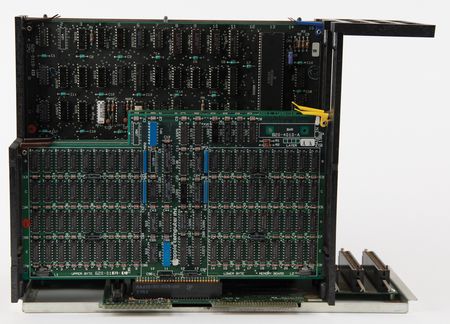 Lot #6055 Apple Lisa Computer with 'Twiggy' Drives, ProFile Hard Drive, Mouse, and Keyboard - Image 14