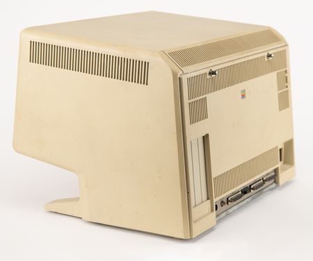 Lot #6055 Apple Lisa Computer with 'Twiggy' Drives, ProFile Hard Drive, Mouse, and Keyboard - Image 5