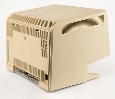 Lot #6055 Apple Lisa Computer with 'Twiggy' Drives, ProFile Hard Drive, Mouse, and Keyboard - Image 6