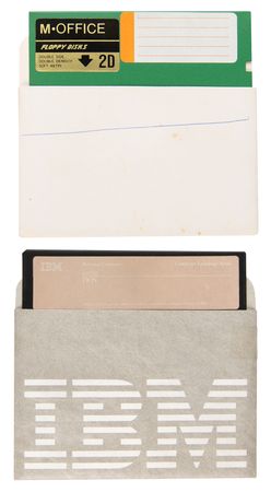 Lot #6282 IBM DOS 1.0 and Microsoft Windows 1.0 Software - Image 7