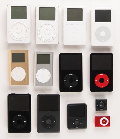 Lot #6122 Apple's Modern History - Collection of 35+ Devices with the Original iPhone, iPod, iPad, and Apple TV - Image 11
