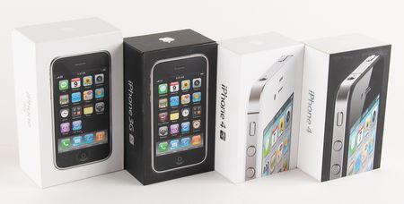 Lot #6122 Apple's Modern History - Collection of 35+ Devices with the Original iPhone, iPod, iPad, and Apple TV - Image 7