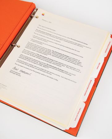 Lot #6077 Apple Macintosh Plus (Red Case by Aesthetics Technology, Palo Alto) - Image 6