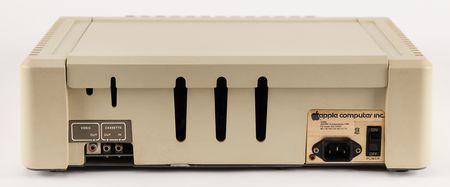 Lot #6036 Apple II J-Plus Computer - Image 5