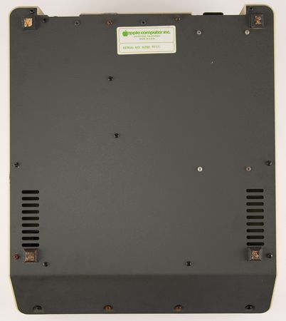 Lot #6036 Apple II J-Plus Computer - Image 8