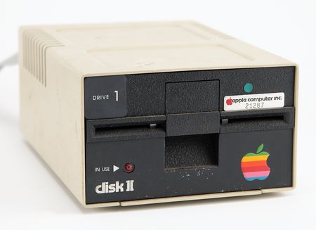 Lot #6064 Apple Macintosh 128K Computer Testing Setup - From the Collection of Dennis Grimm - Image 10