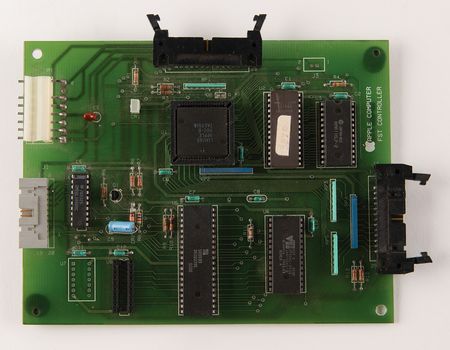 Lot #6044 Apple Computer FST Controller - From the Collection of Dennis Grimm - Image 2