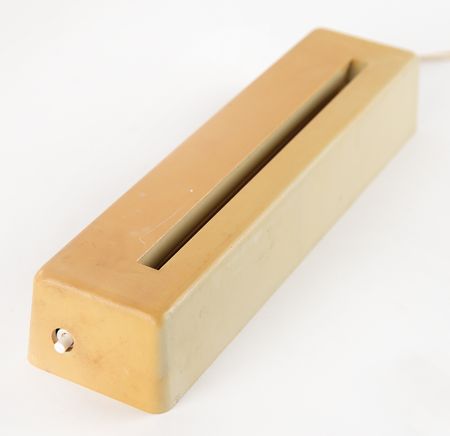 Lot #6180 Apple Macintosh 'Picasso' Dealer Sign with Replacement Glass Panel - Image 3