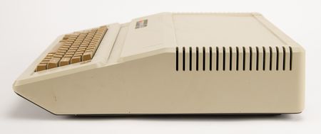 Lot #6052 Apple IIe Computer with Original Box - Image 2