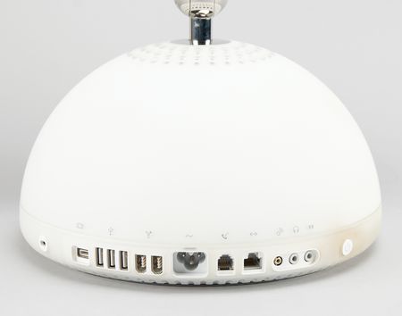 Lot #6104 Apple iMac G4 (2) Computers - 15-inch and 20-inch versions - Image 5