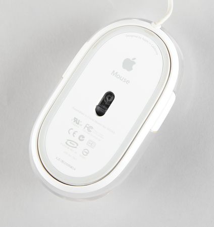 Lot #6104 Apple iMac G4 (2) Computers - 15-inch and 20-inch versions - Image 7