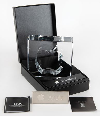 Lot #6154 Apple 20th Anniversary Award - Image 1