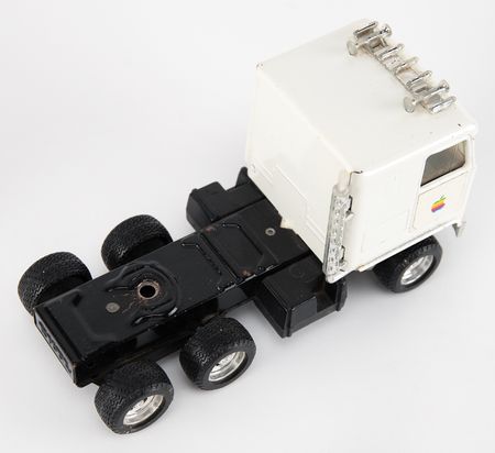 Lot #6267 Apple Computer Vintage Toy Semi-Trailer Truck - Image 9
