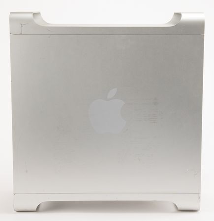 Lot #6110 Apple Mac Pro Intel-Based EVT Prototype - Image 4