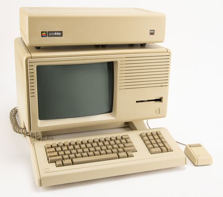 Lot #6061 Apple Lisa 2 Prototype with Mouse, Keyboard, and ProFile Drive - Image 1