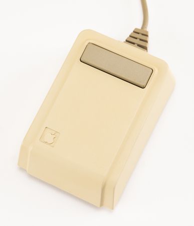 Lot #6061 Apple Lisa 2 Prototype with Mouse, Keyboard, and ProFile Drive - Image 9