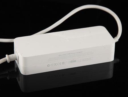 Lot #6113 Apple Mac Mini Prototype (c. 2007) - Image 4
