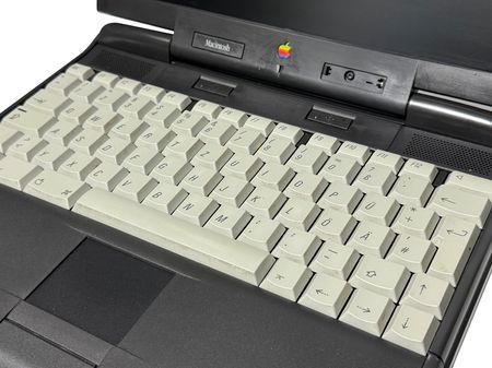 Lot #6094 Apple Macintosh Powerbook 3400c 'Hooper' Prototype - Image 3