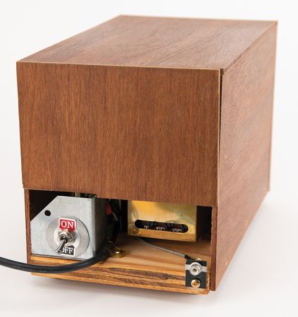 Lot #6000 Apple-1 Computer with Original Operation Manual, Daniel Kottke Letter, and Accessories (Fully Functional) - Image 10