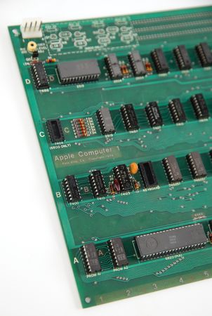 Lot #6000 Apple-1 Computer with Original Operation Manual, Daniel Kottke Letter, and Accessories (Fully Functional) - Image 3