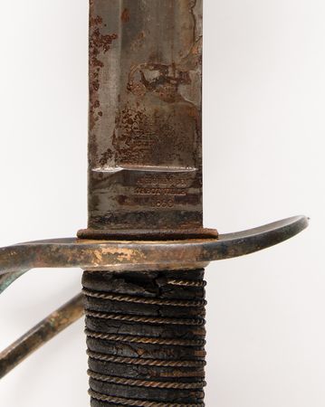 Lot #39 Civil War: Pvt. John L. Seitzinger's M1840 Saber, Cavalry Hat, and Cavalry Post G.A.R. Flag - Image 6