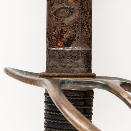 Lot #39 Civil War: Pvt. John L. Seitzinger's M1840 Saber, Cavalry Hat, and Cavalry Post G.A.R. Flag - Image 7