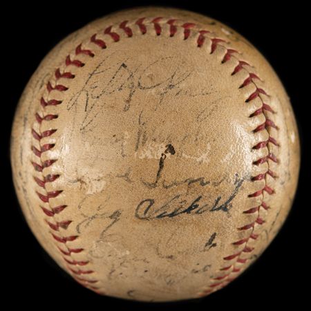 Lot #854 NY Yankees: 1936 Team-Signed Baseball with Lou Gehrig, Tony Lazzeri, and Joe DiMaggio - Image 3