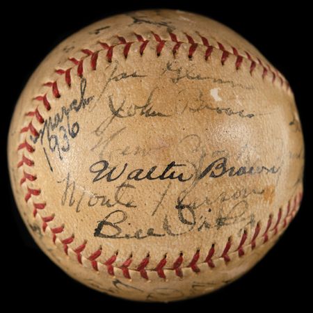 Lot #854 NY Yankees: 1936 Team-Signed Baseball with Lou Gehrig, Tony Lazzeri, and Joe DiMaggio - Image 5
