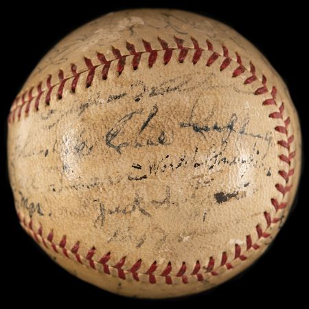 Lot #854 NY Yankees: 1936 Team-Signed Baseball with Lou Gehrig, Tony Lazzeri, and Joe DiMaggio - Image 6