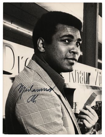 Lot #863 Muhammad Ali Signed Photograph