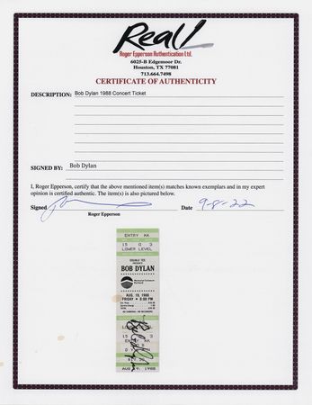 Lot #643 Bob Dylan Signed Concert Ticket - Portland, Oregon (August 19, 1988) - Image 4