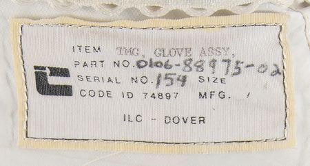 Lot #7481 Space Shuttle 4000 Series EMU Glove TMG (Right) - Image 3