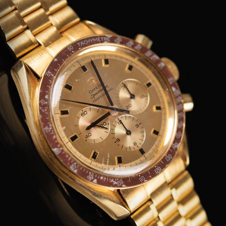 Lot #7287 Omega Speedmaster Professional 18K Gold Apollo Commemorative Watch - From the Personal Collection of Edgar Mitchell - Image 3