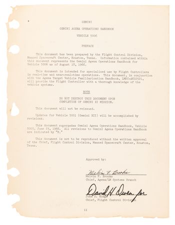 Lot #7446 Don Puddy's Project Gemini Flight Controller Binder with (5) NASA Manuals - Image 3