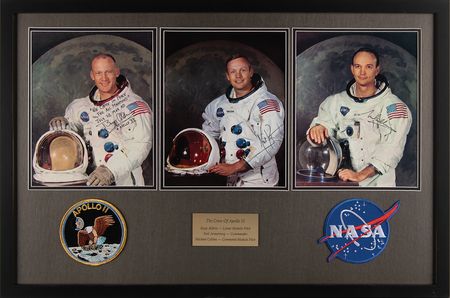 Lot #7138 Apollo 11 (3) Signed Photographs - Uninscribed NASA WSS Lithos - Image 1
