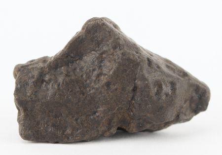 Lot #7574 Amgala 001 Martian Meteorite - A Whole Mars Rock - Image 2