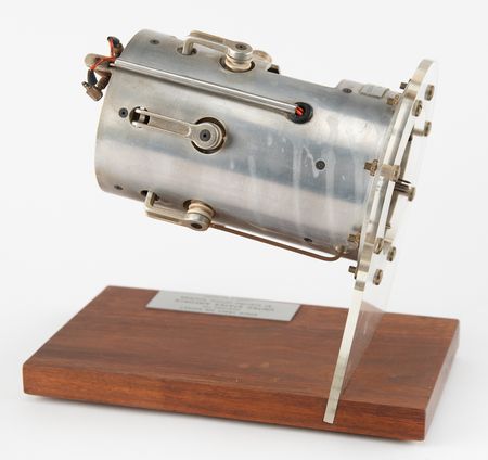 Lot #7495 Electro-Optical Systems Ion Engine - Image 3