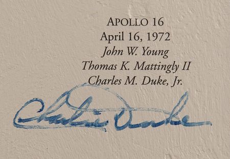 Lot #7393 Astronauts (24) Multi-Signed Print by Alan Bean - 'Reaching for the Stars' (Ltd. Ed. #82/1500) - Image 15