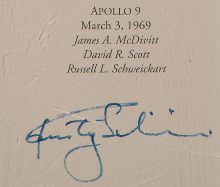 Lot #7393 Astronauts (24) Multi-Signed Print by Alan Bean - 'Reaching for the Stars' (Ltd. Ed. #82/1500) - Image 21