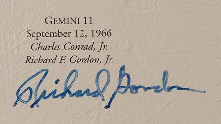 Lot #7393 Astronauts (24) Multi-Signed Print by Alan Bean - 'Reaching for the Stars' (Ltd. Ed. #82/1500) - Image 9