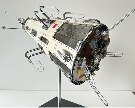 Lot #7503 Sputnik 3 Satellite Model - Image 5