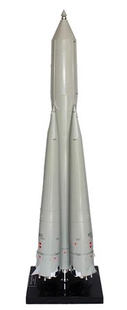 Lot #7502 Sputnik 1 Rocket Model - Image 2