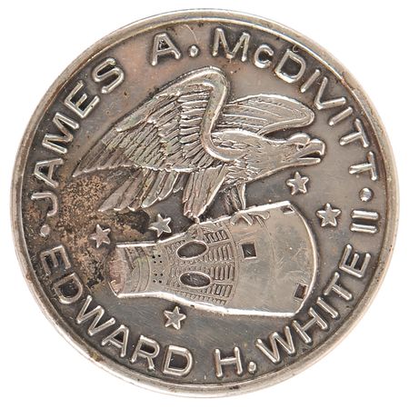Lot #7070 Gemini 4 Flown Fliteline Medallion