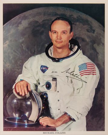 Lot #7167 Apollo 11 (3) Signed Photographs - Image 4