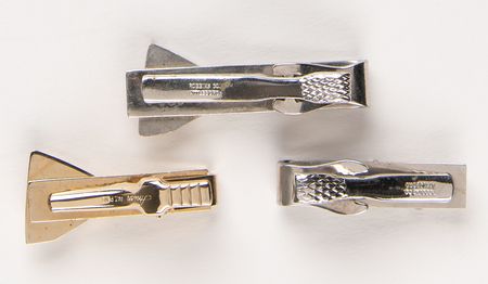 Lot #7400 Apollo 4-6 Guidance & Navigation Information Brochures (6) and Command Module Tie Clips (3) - Image 4