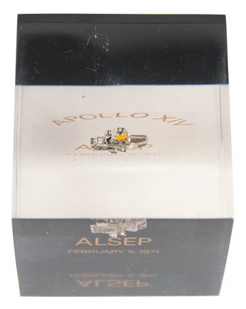 Lot #7267 Apollo 14 Flown ALSEP Emblem in Lucite - From the Personal Collection of Edgar Mitchell - Image 4