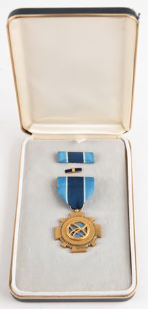 Lot #7318 NASA Distinguished Service Medals and Diploma - From the Personal Collection of Edgar Mitchell - Image 2