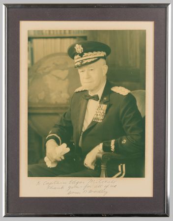 Lot #7307 Omar Bradley Signed Photograph to Edgar Mitchell - From the Personal Collection of Edgar Mitchell - Image 2