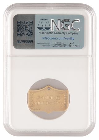 Lot #7056 Gemini 9 Flown Gold-Plated Fliteline Medallion - From the Personal Collection of Edgar Mitchell - Image 2