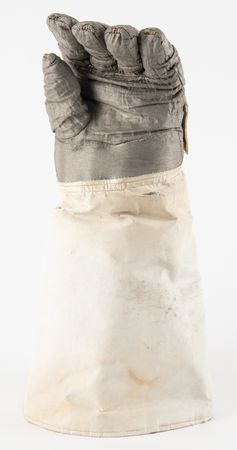 Lot #7421 Apollo A7L Space Suit Glove - Image 2
